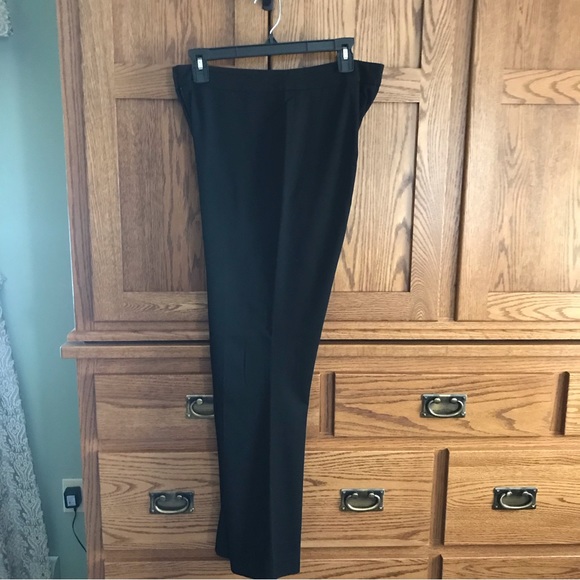 Jones New York Signature Petite Black Pants - Picture 6 of 7